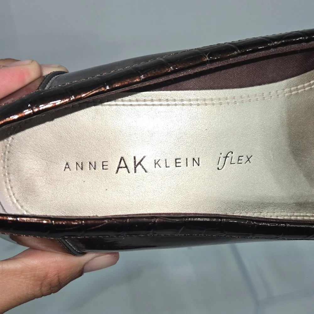 Anne Klein Vittorio iFlex Bronze Metallic Croc Loafers Womens Size 9M